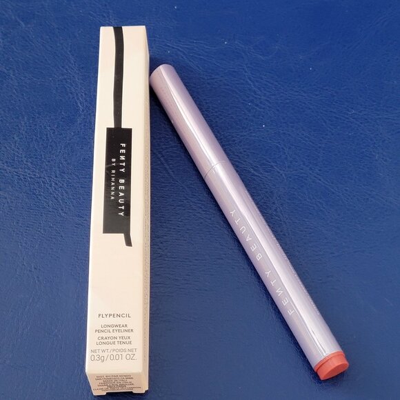 Fenty Beauty by Rihanna Flypencil Longwear Eye Liner in SPA'Getti Strapz - Picture 4 of 10